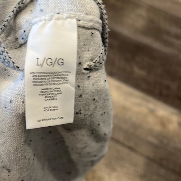 CAbi Women's In Stitches Pullover Light Gray Size L - Picture 7 of 8